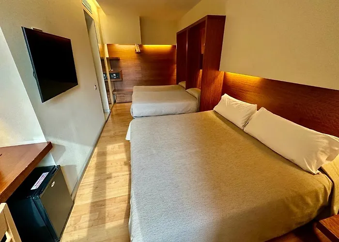 Turin 3* 바르셀로나