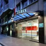 Turin 3* برشلونة